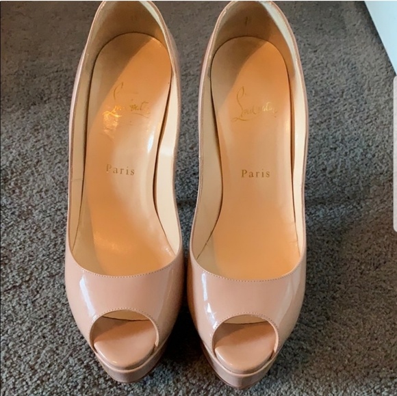 Christian Louboutin Lady Peep Patent shoes - Picture 2 of 8